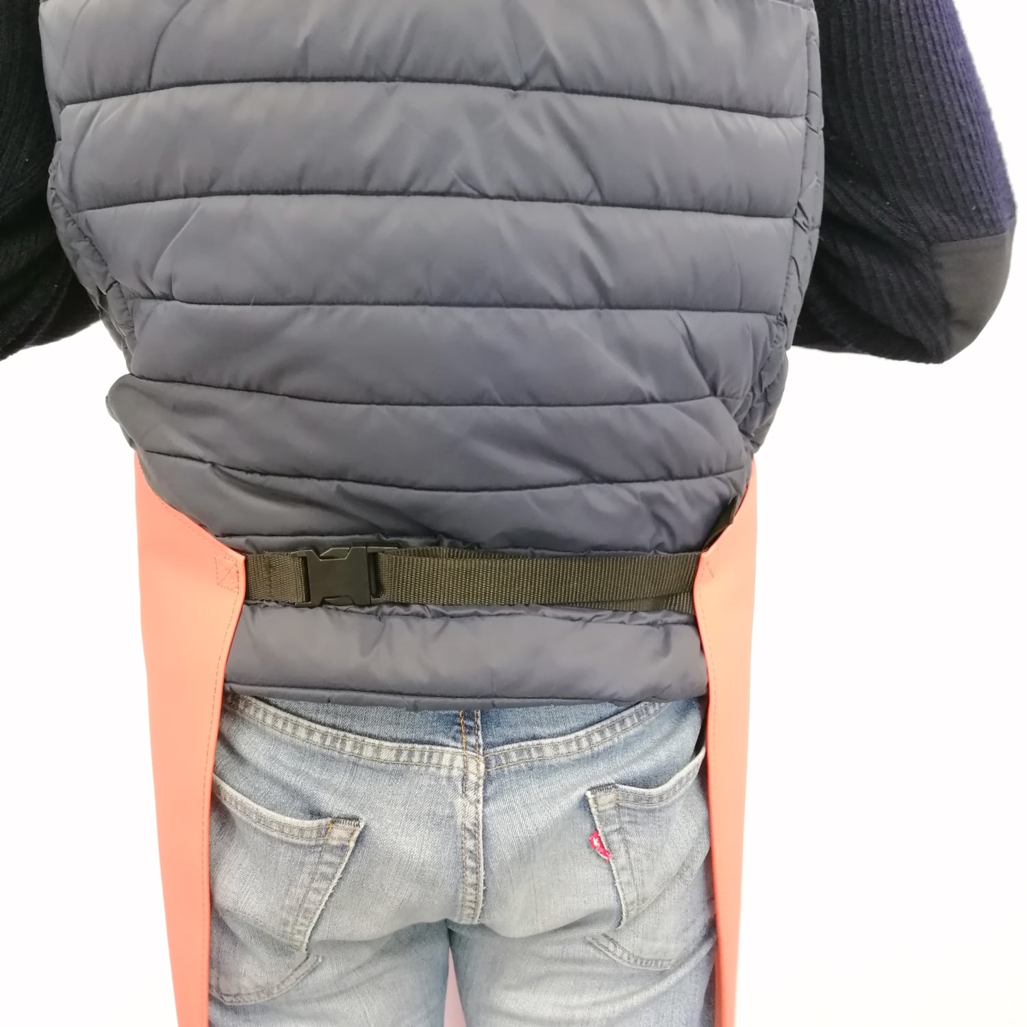 Détail fermeture dos taille